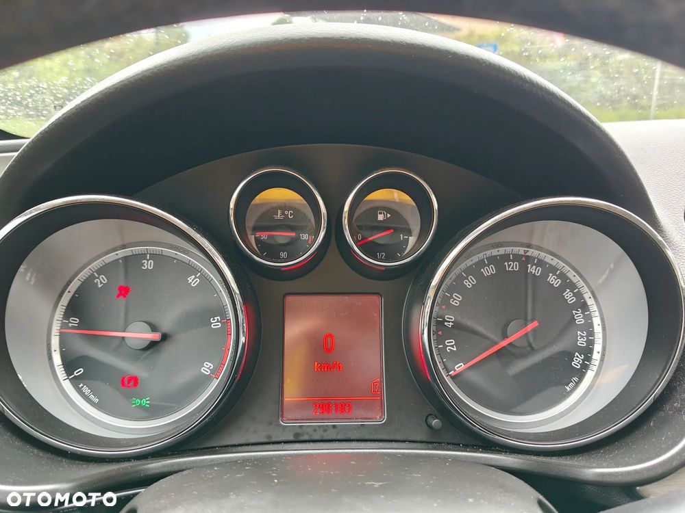 Opel Insignia 2.0 CDTI - 23