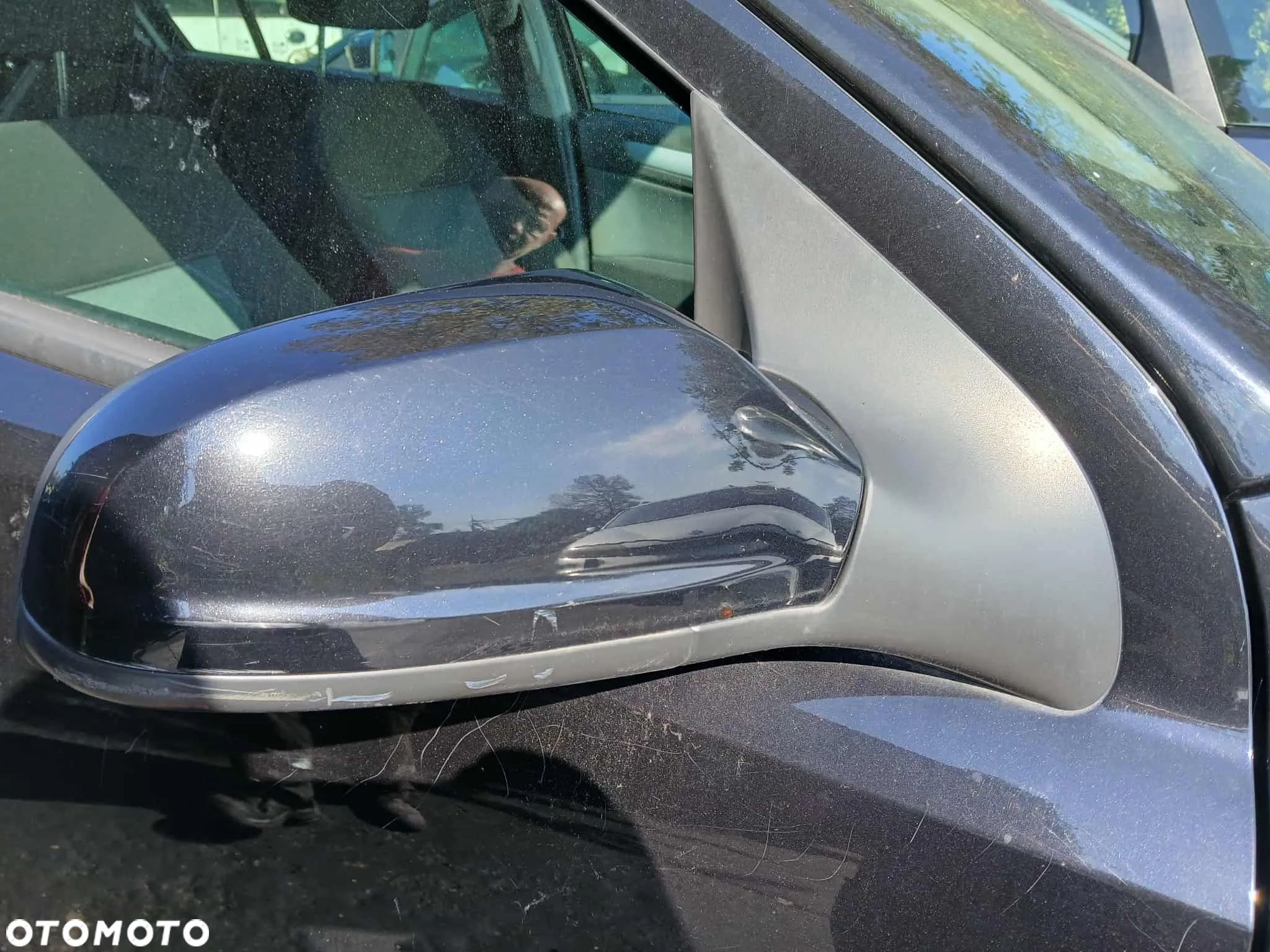 Opel Astra H III Lusterko prawe kod lakieru Z20R - 1