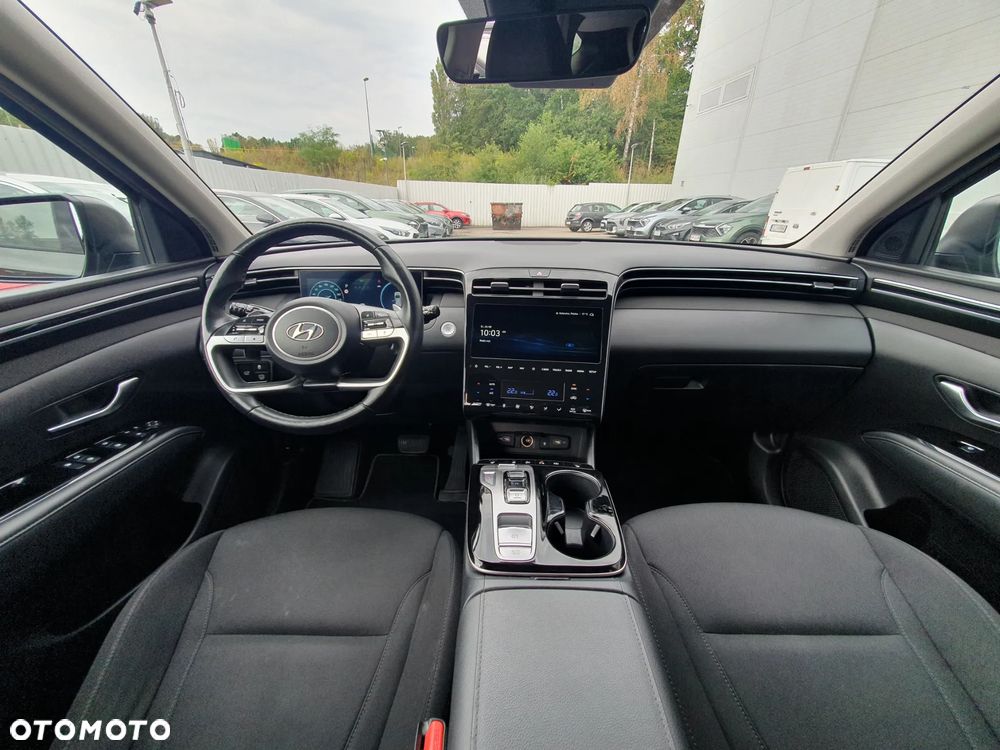 Hyundai Tucson 1.6 T-GDi HEV Executive 2WD - 19