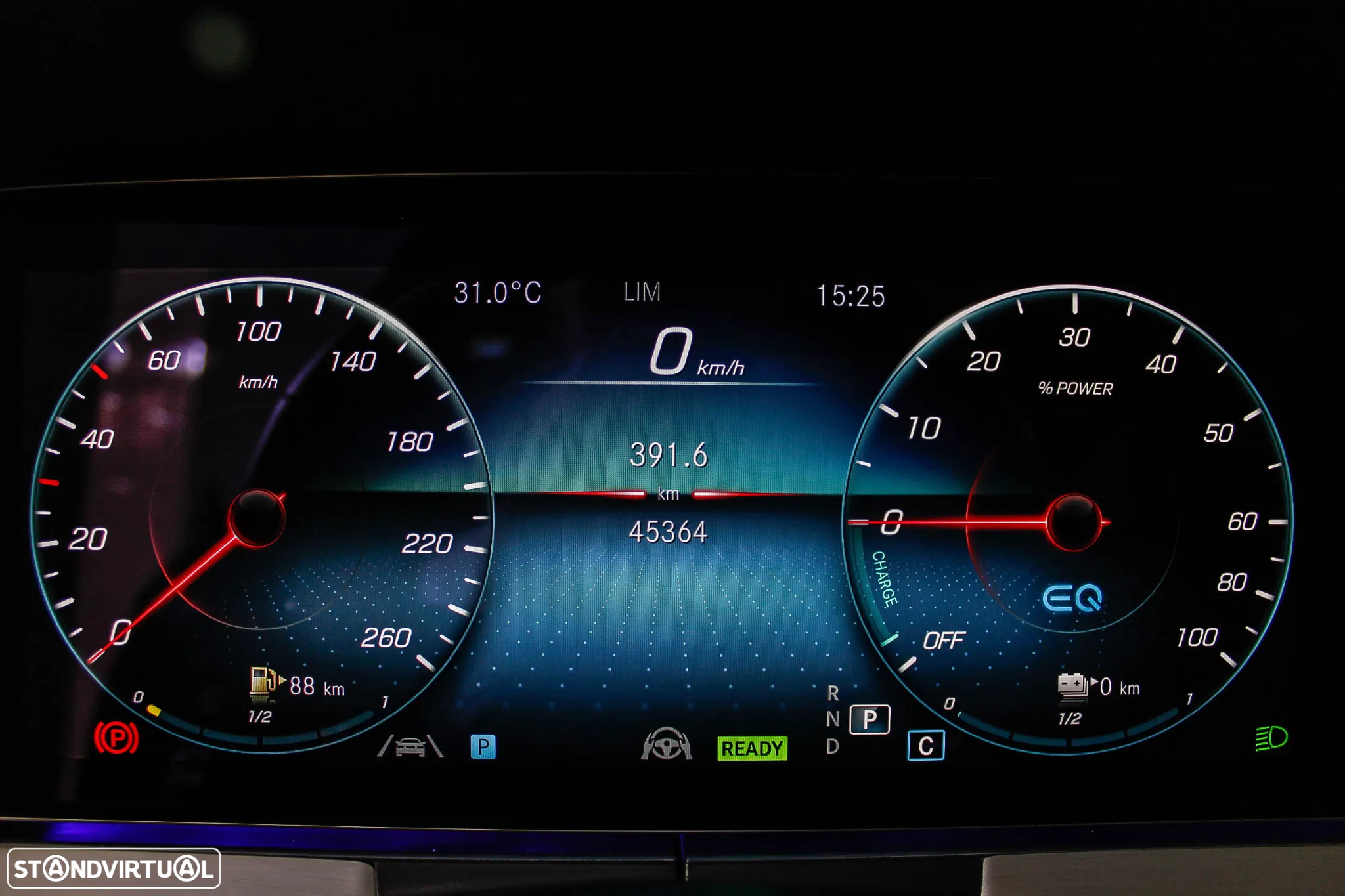 Mercedes-Benz E 300 de AMG Line - 37