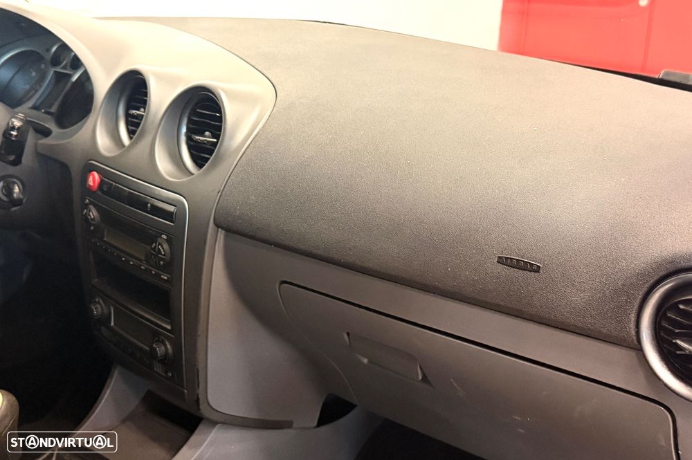 SEAT Ibiza 1.2 12V Reference - 11