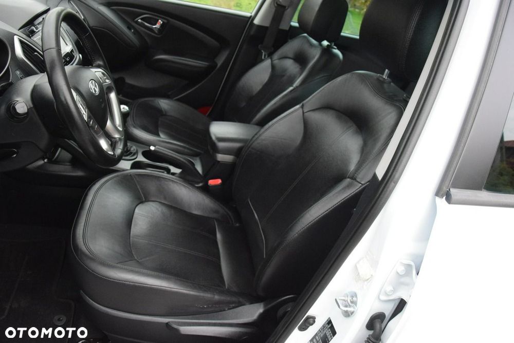 Hyundai ix35 2.0 4WD Premium - 29