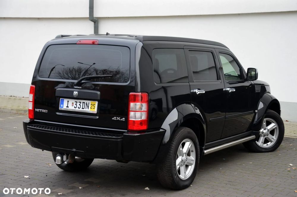 Dodge Nitro 3.7 V6 SLT - 22