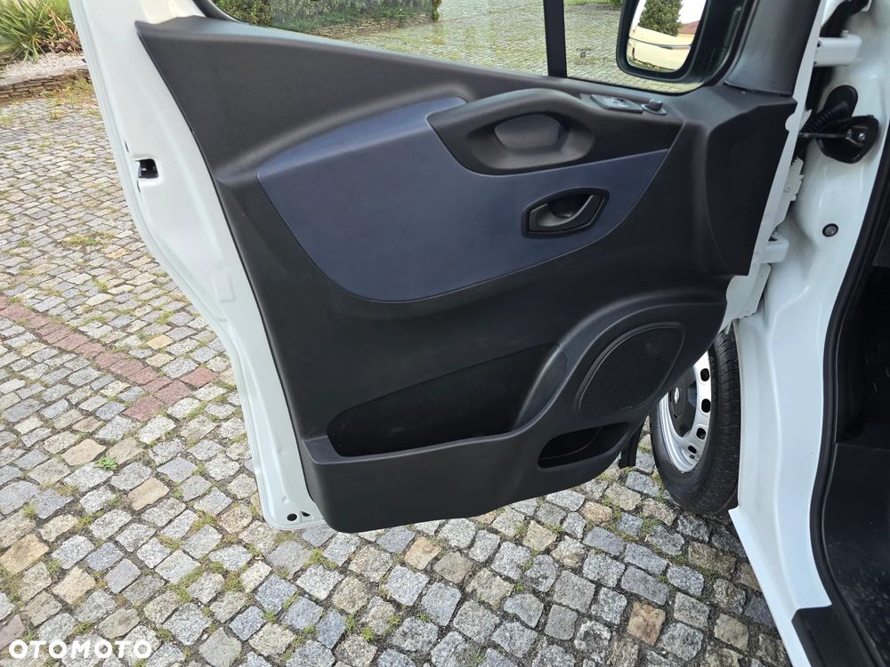 Opel Vivaro - 26