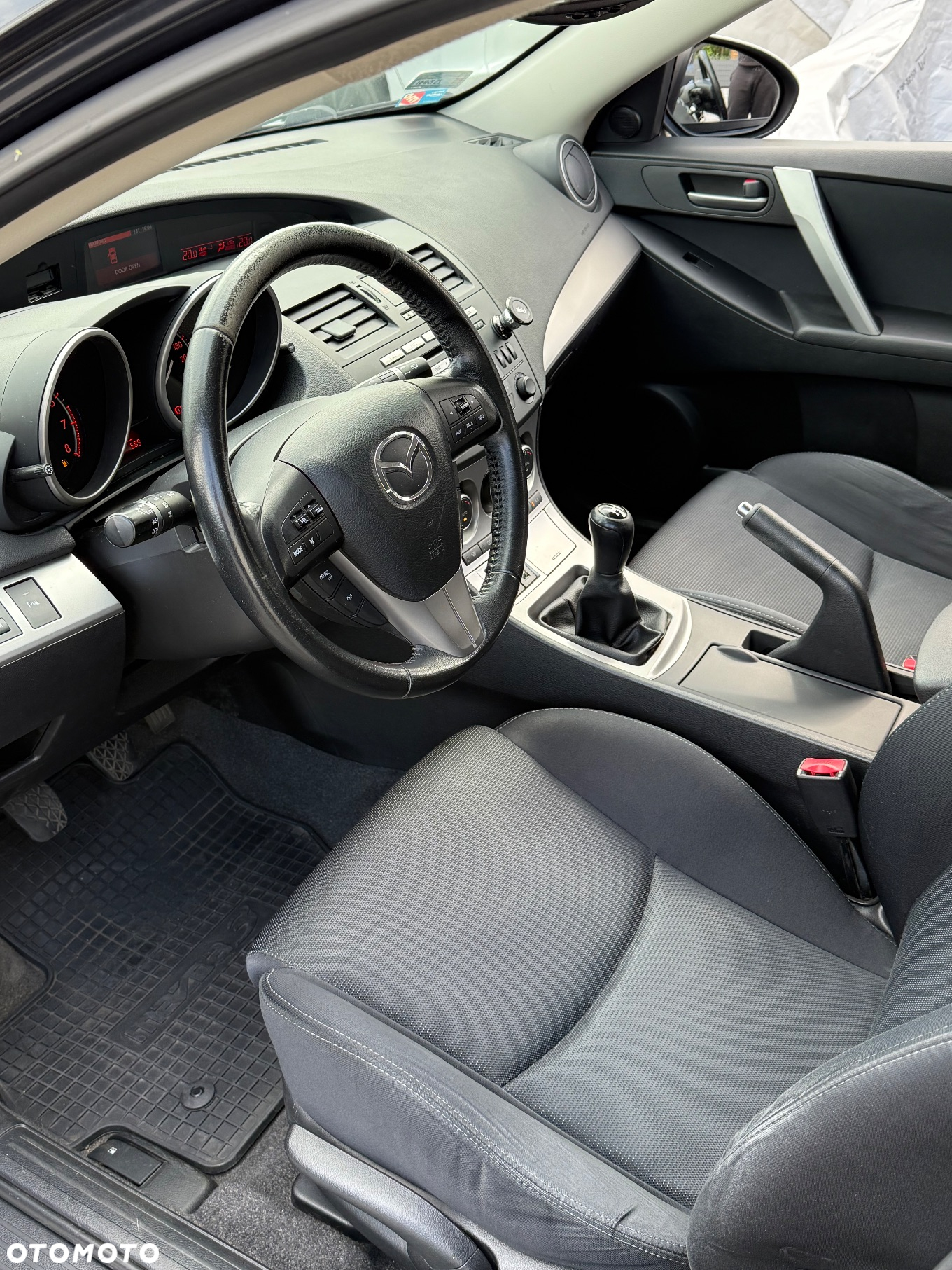 Mazda 3 1.6 Exclusive - 12