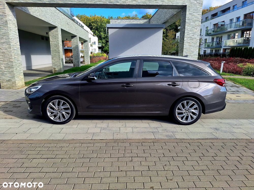 Hyundai i30 1.4 T-GDI GPF Premium DCT - 4