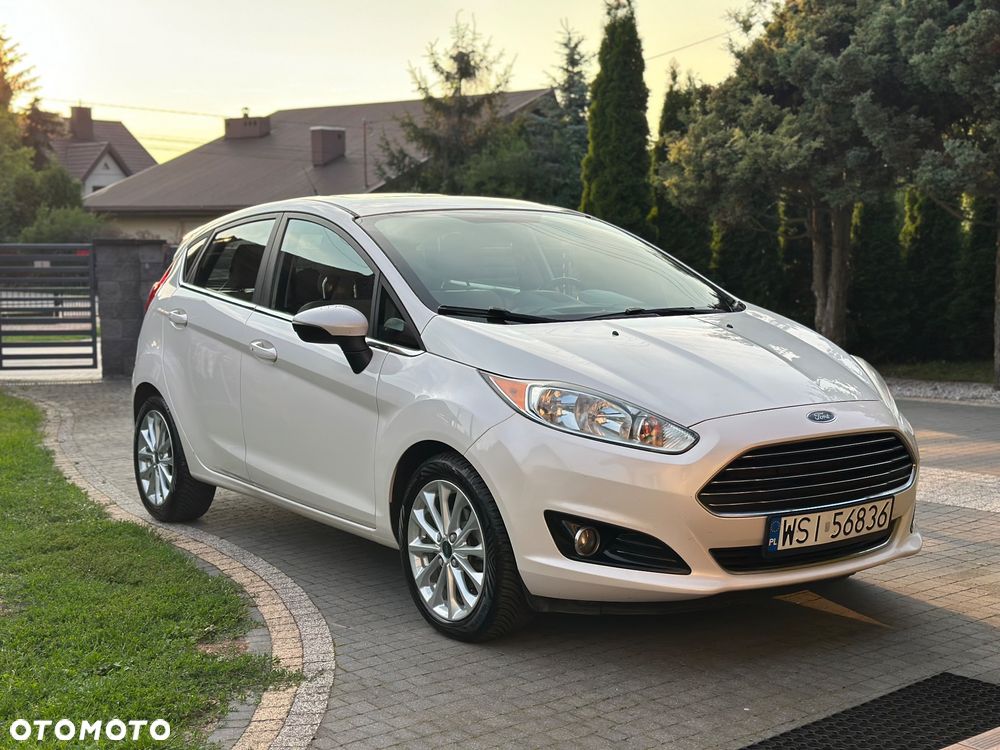 Ford Fiesta - 2