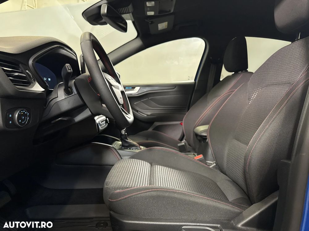 Ford Focus - 23