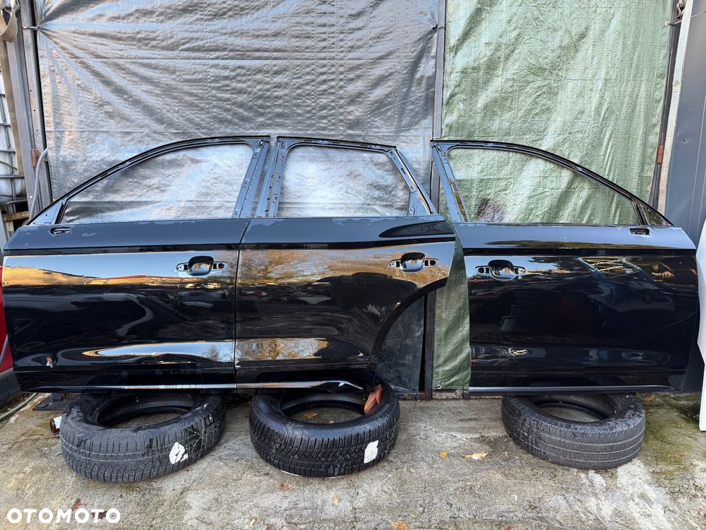 DRZWI LEWE PRZÓD LEWE PRZEDNIE LEWE TYŁ PRAWE PRZÓD AUDI Q5 II FY 80A - 1