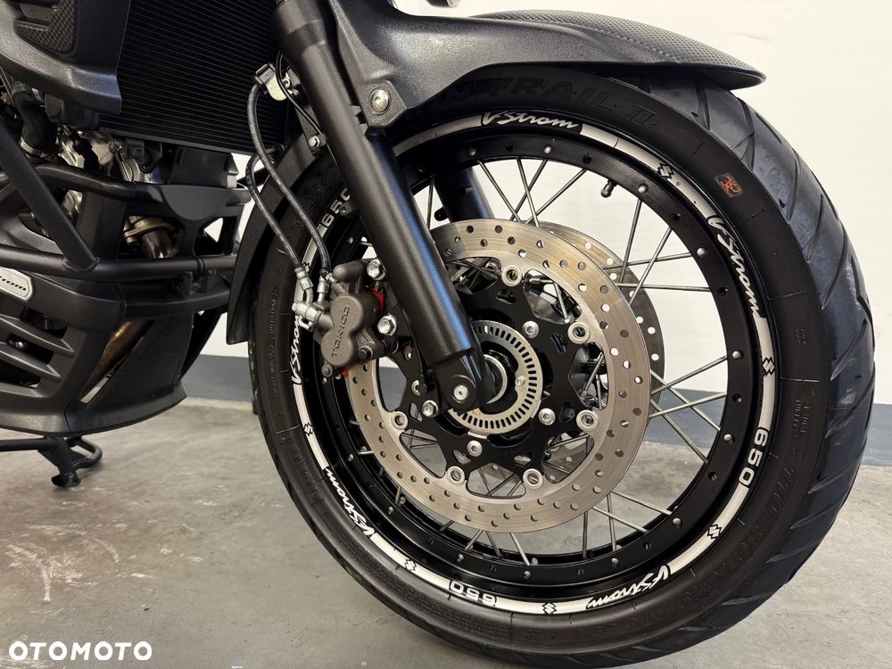 Suzuki V-STROM - 7