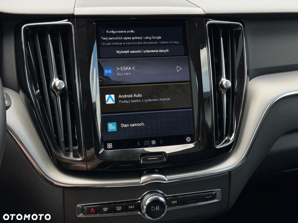 Volvo XC 60 B5 B AWD Core - 18