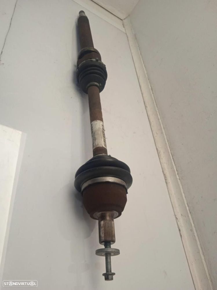 TRANSMISSÃO FRONTAL DIREITA FORD FOCUS II SEDAN 2006 - 2