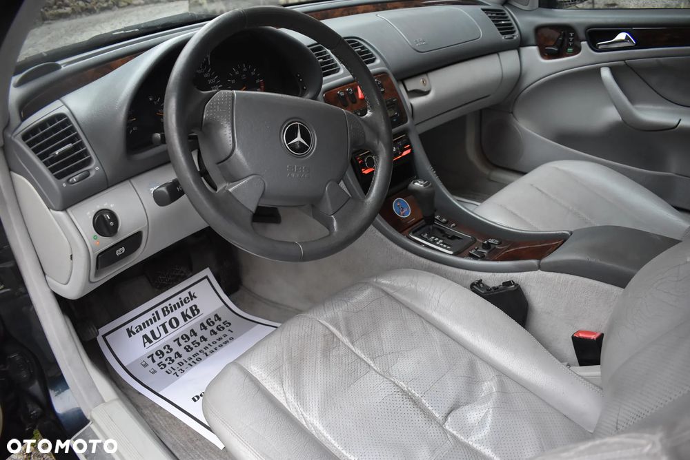 Mercedes-Benz CLK - 12