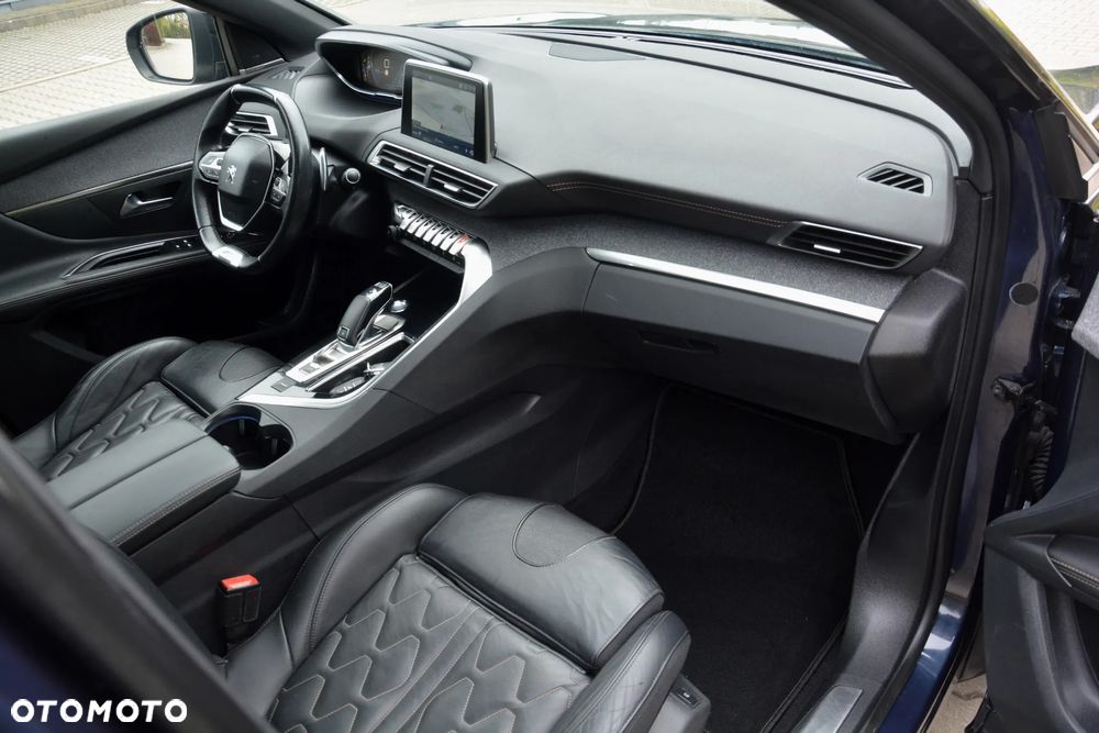 Peugeot 5008 1.6 PureTech GT Line S&S EAT8 - 22