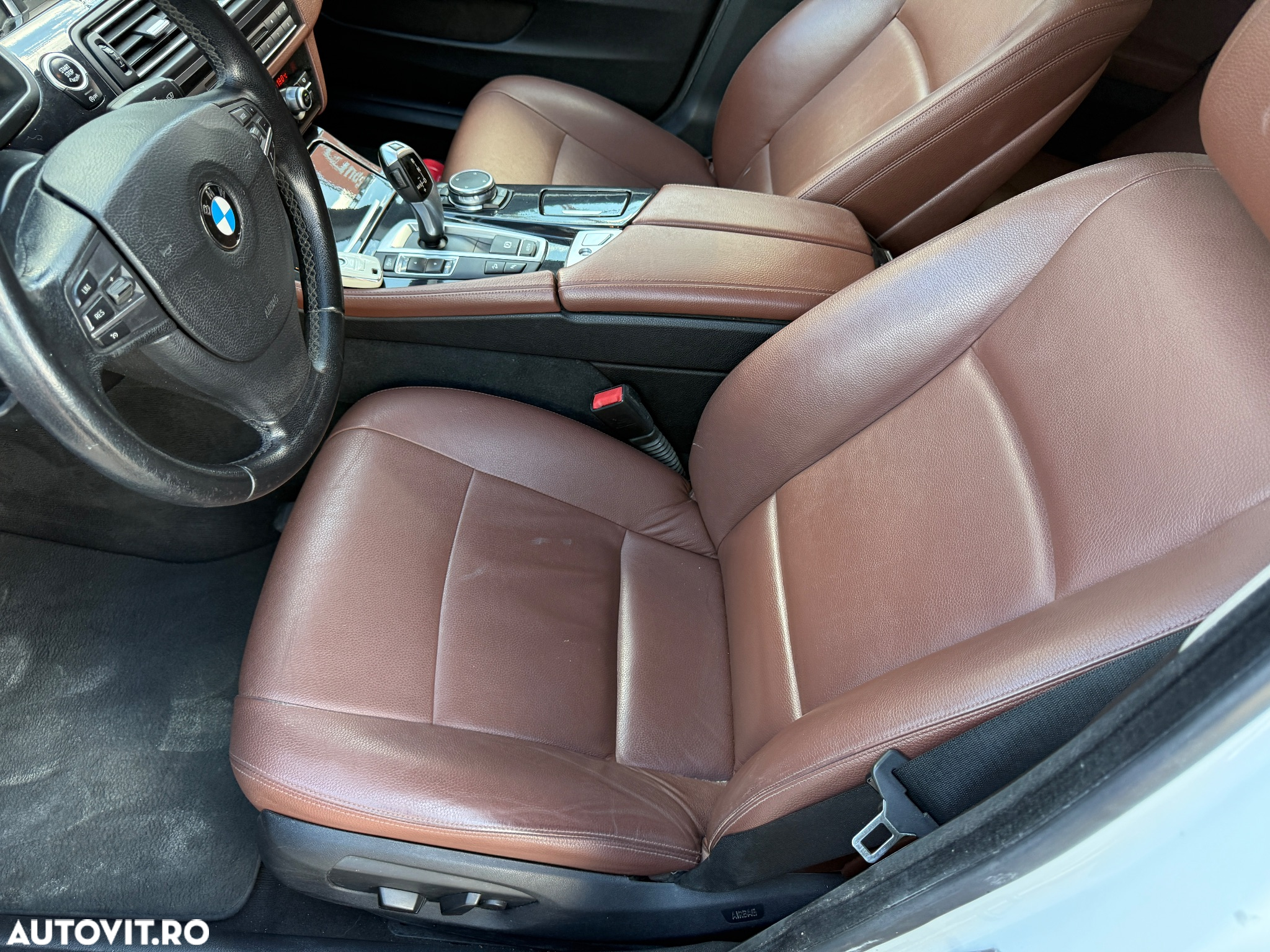 BMW Seria 5 520d xDrive Aut. Luxury Line - 24