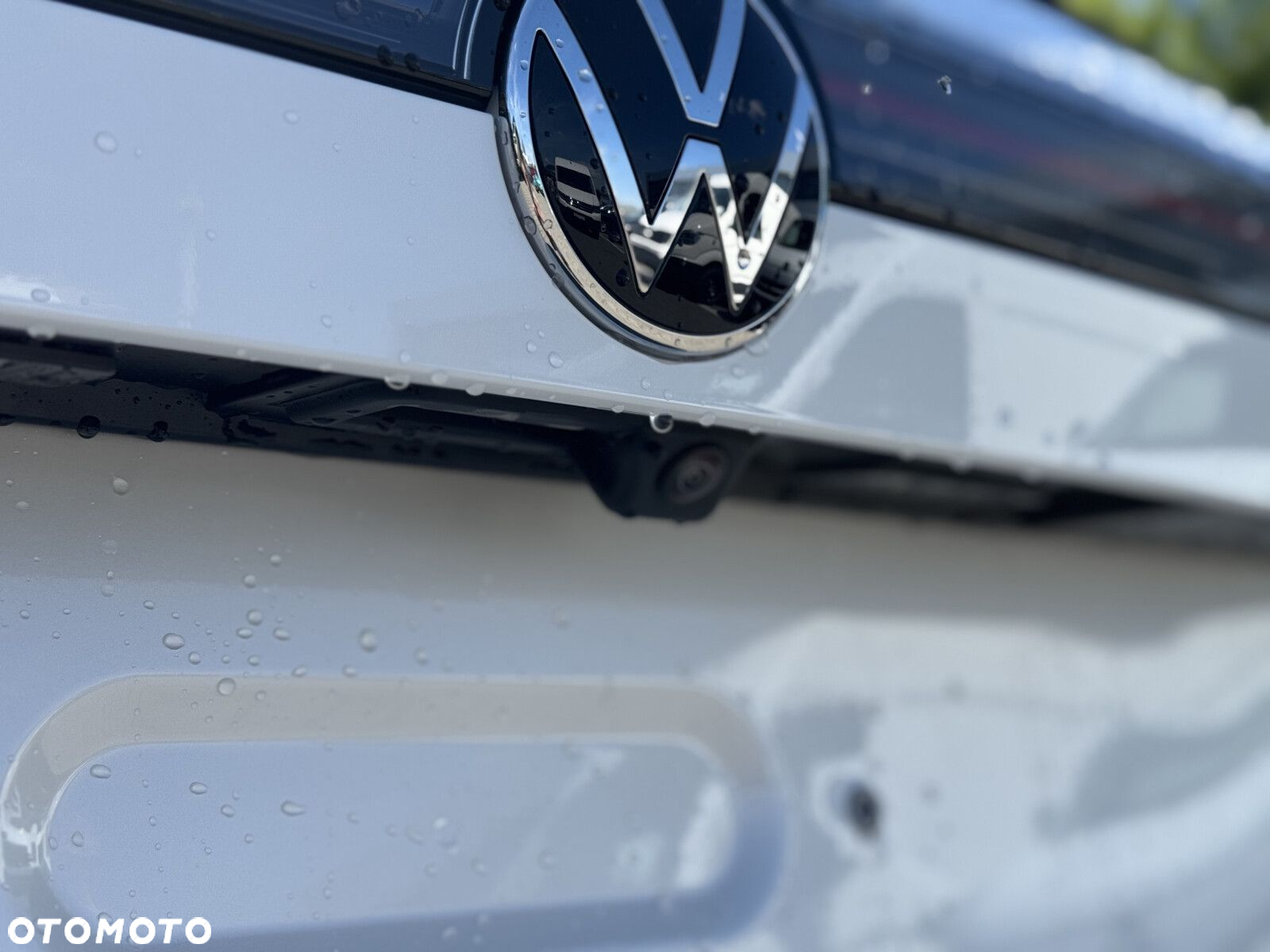 Volkswagen Passat - 13