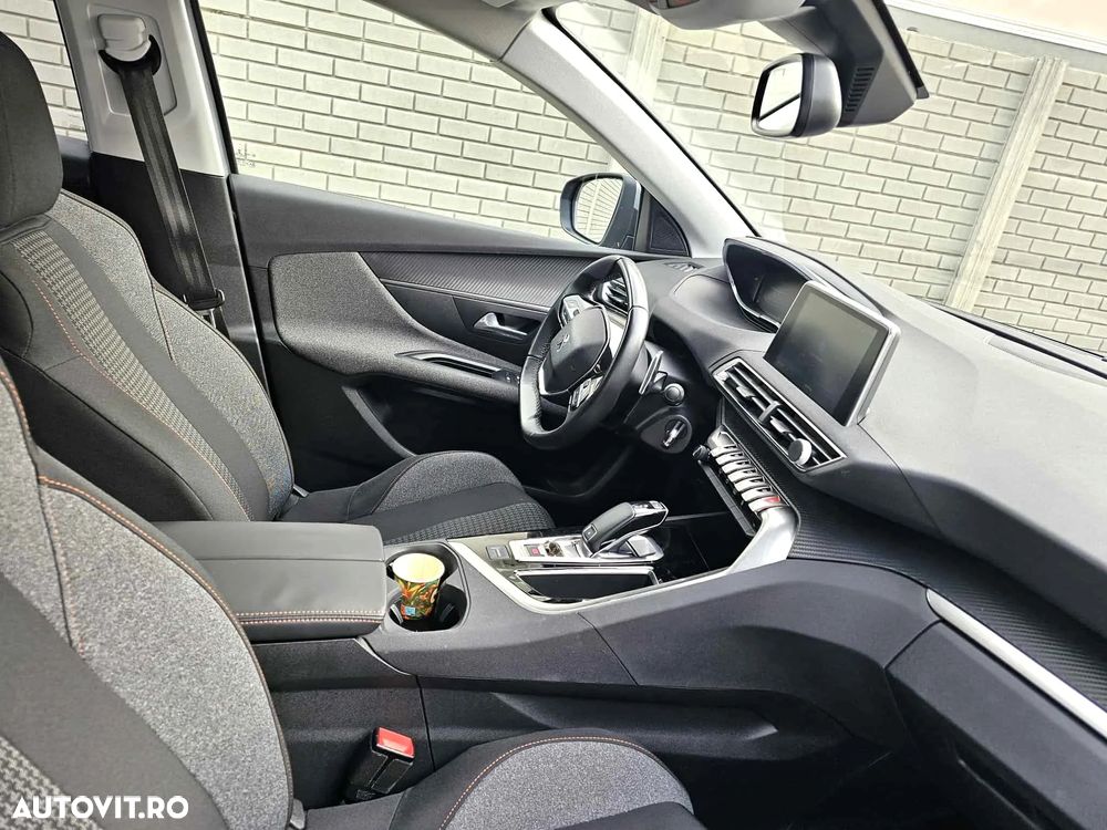 Peugeot 3008 PureTech 130 Stop & Start GPF EAT8 Allure - 8