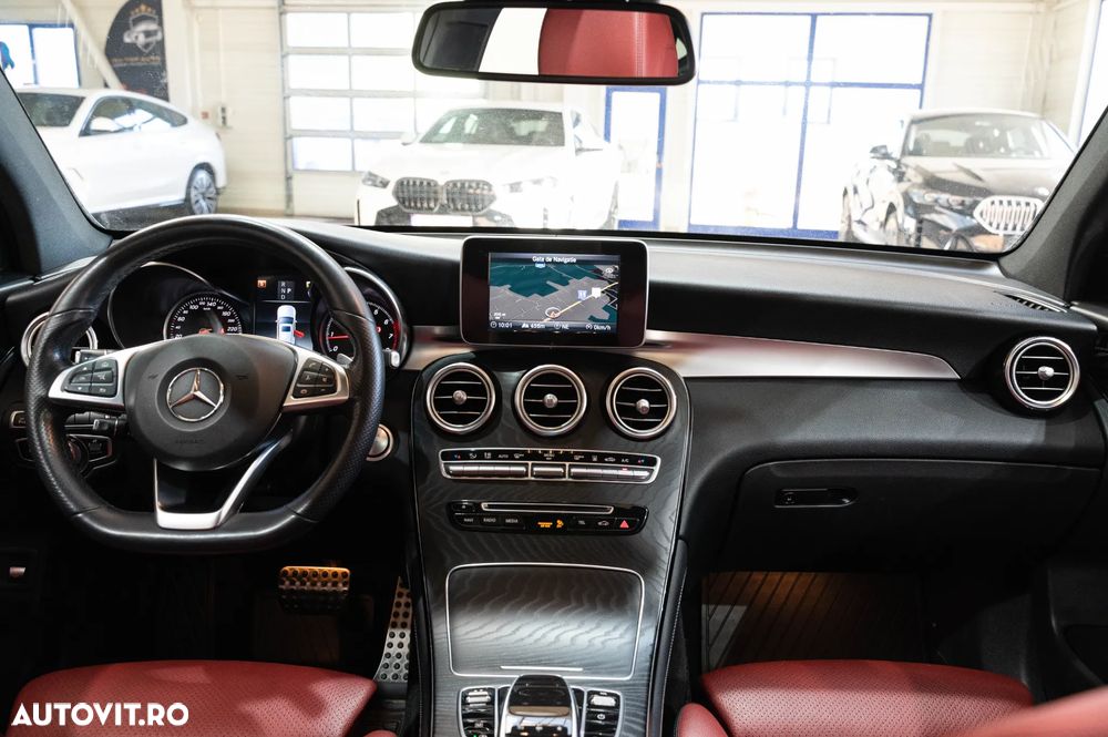 Mercedes-Benz GLC Coupe 250 4Matic 9G-TRONIC AMG Line - 15