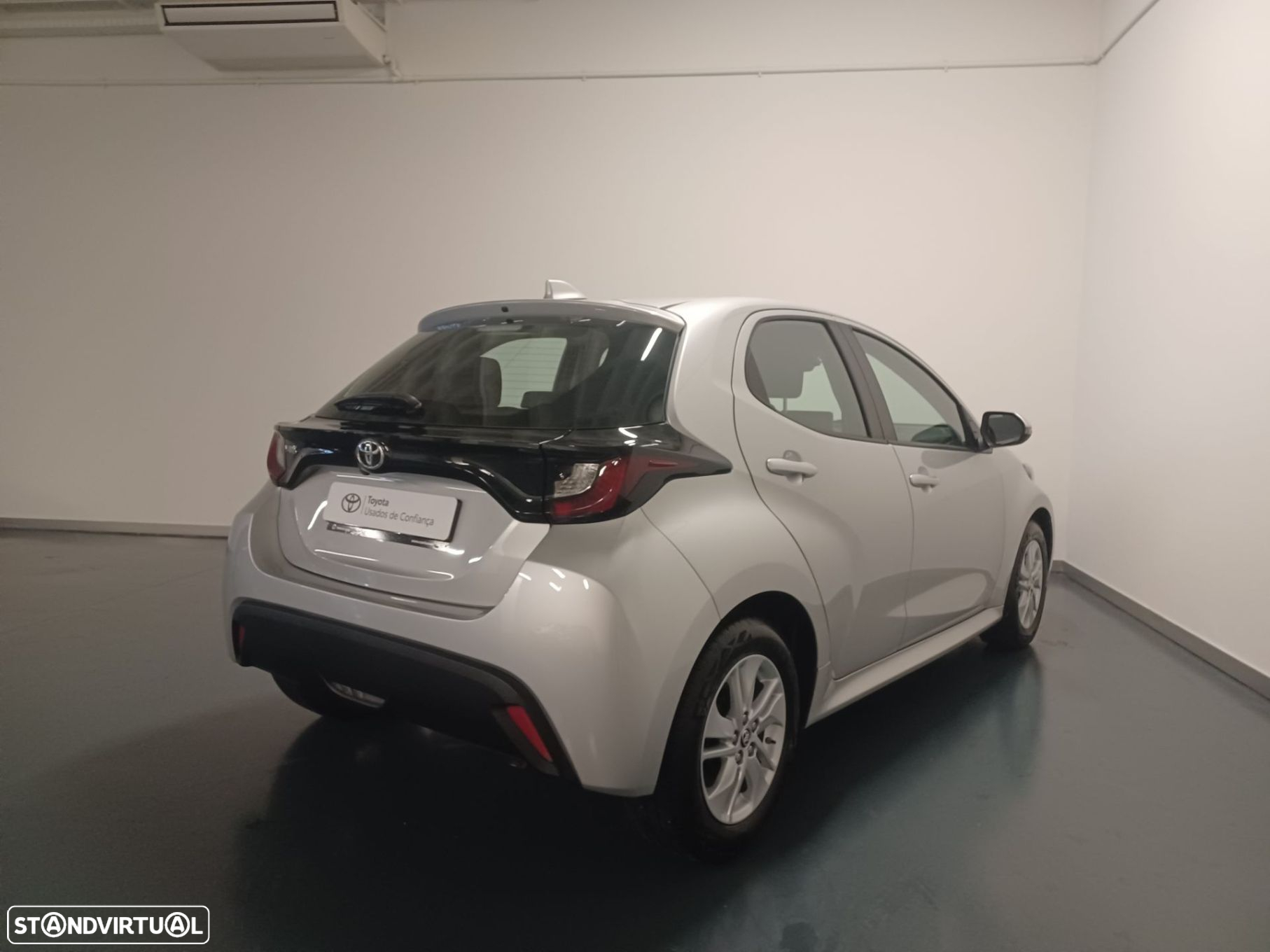 Toyota Yaris 1.0 VVT-i Comfort Plus - 17