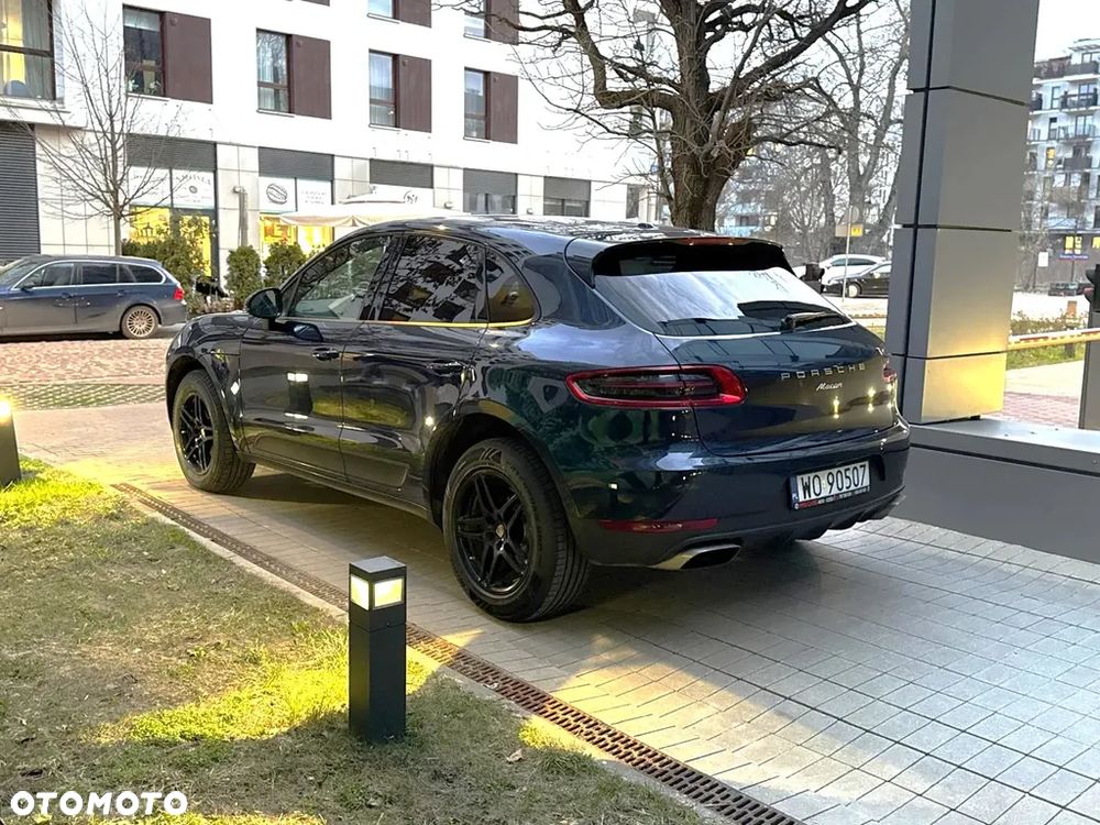 Chrysler Pacifica - 2