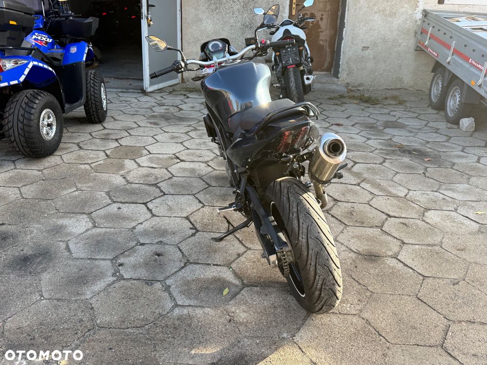 Suzuki SV - 11