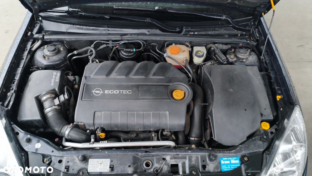 Opel Vectra 1.9 CDTI DPF Cosmo - 12