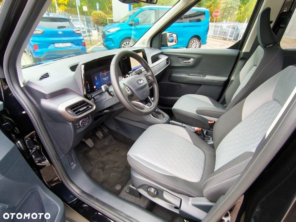 Ford Tourneo Courier - 18