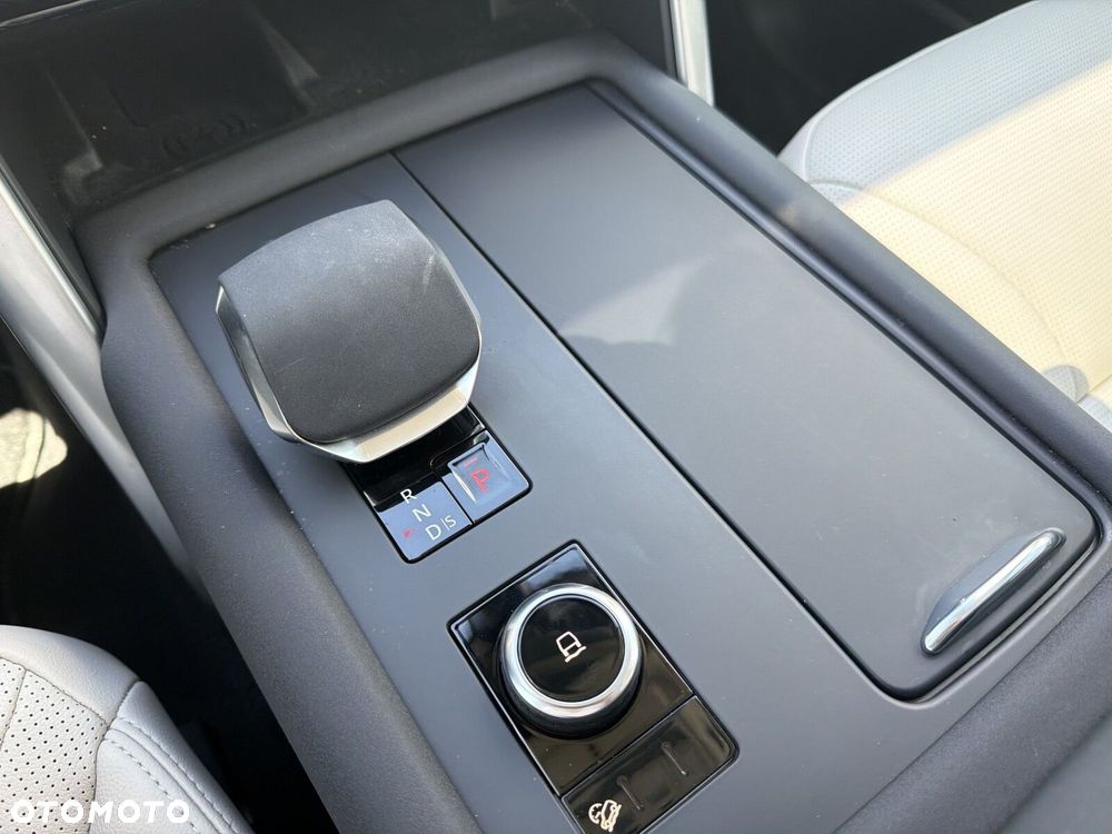 Land Rover Discovery - 16