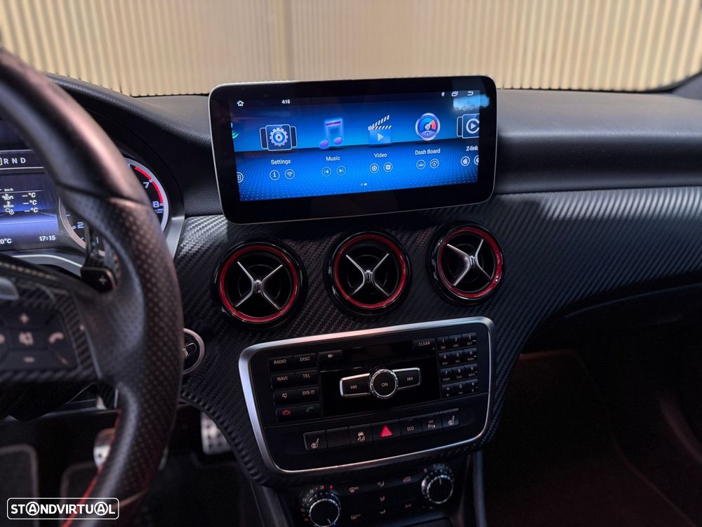 Mercedes-Benz A 45 AMG 4Matic Speedshift 7G-DCT - 20