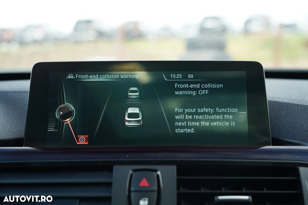 BMW Seria 3 320d Aut. M Sport - 25
