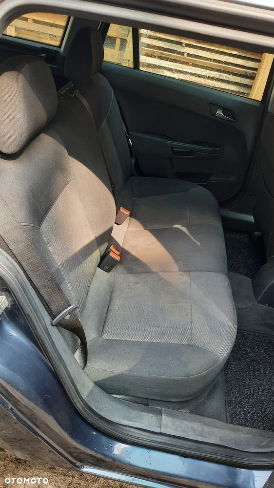 Opel Astra 1.6 111 - 10