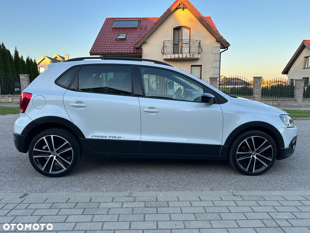 Volkswagen Polo Cross 1.6 TDI DPF - 9