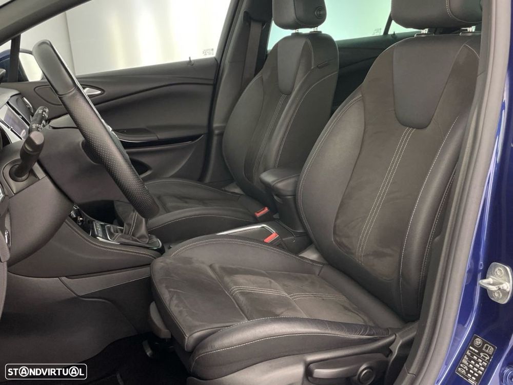 Opel Astra 1.5 D Ultimate S/S - 18