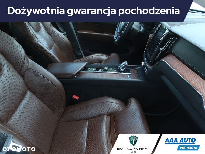 Volvo XC 60 - 10