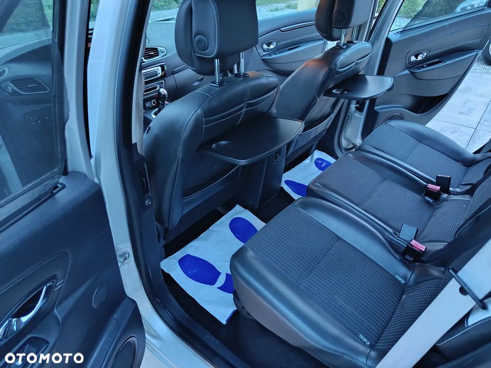Renault Grand Scenic Gr 1.4 16V TCE Bose Edition - 27