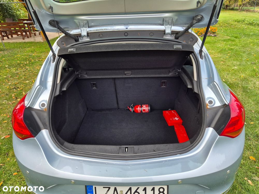 Opel Astra 2014 photo 5