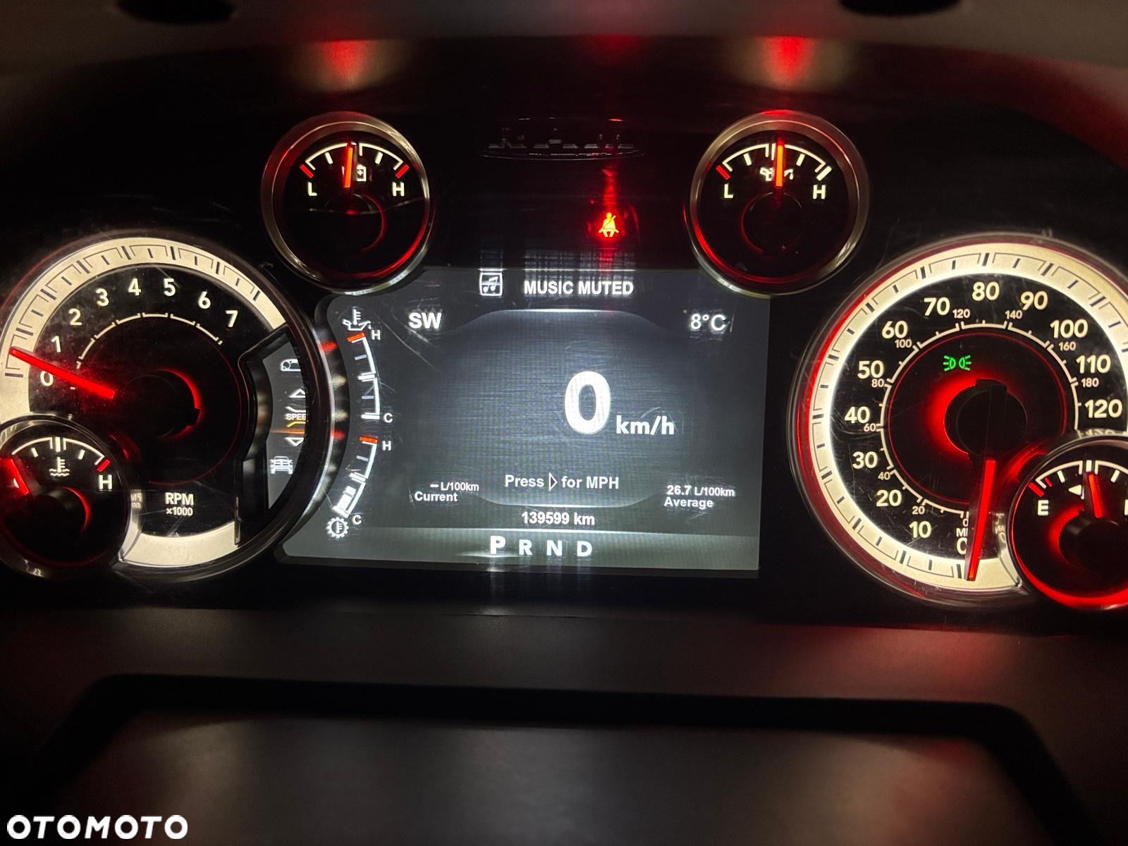 Dodge RAM 1500 5.7 4x4 - 37