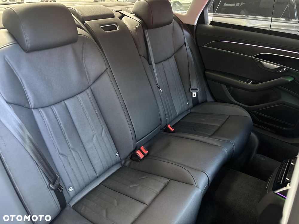 Audi A8 - 36