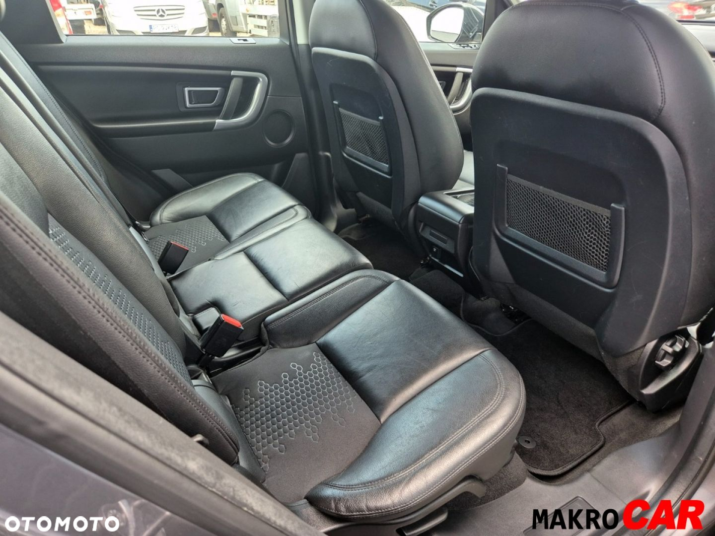 Land Rover Discovery Sport - 18