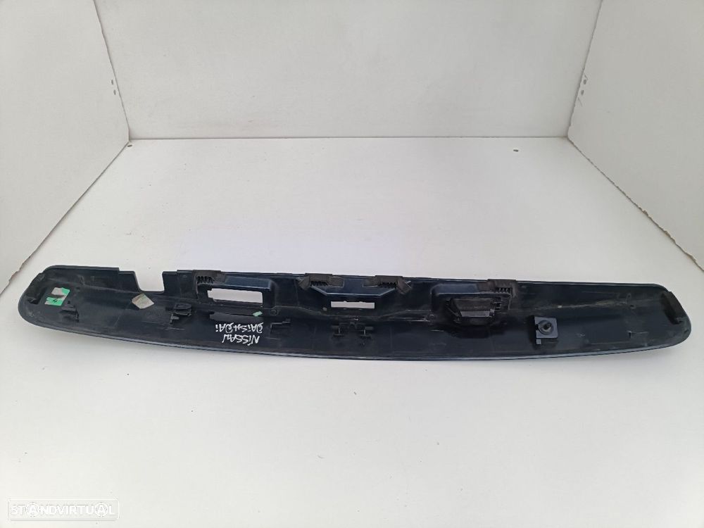 Friso Tampa Mala / Régua Luzes Matricula Nissan Qashqai / Qashqai +2 I - 2