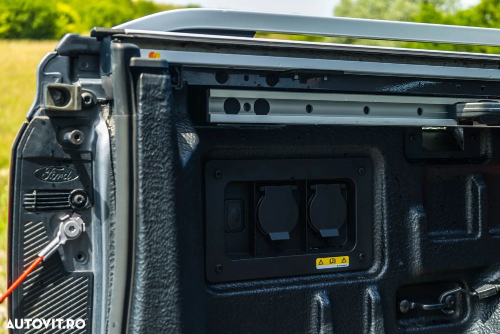 Ford Ranger 3.0 TD 240 CP 10AT 4x4 Double Cab Wildtrak - 13