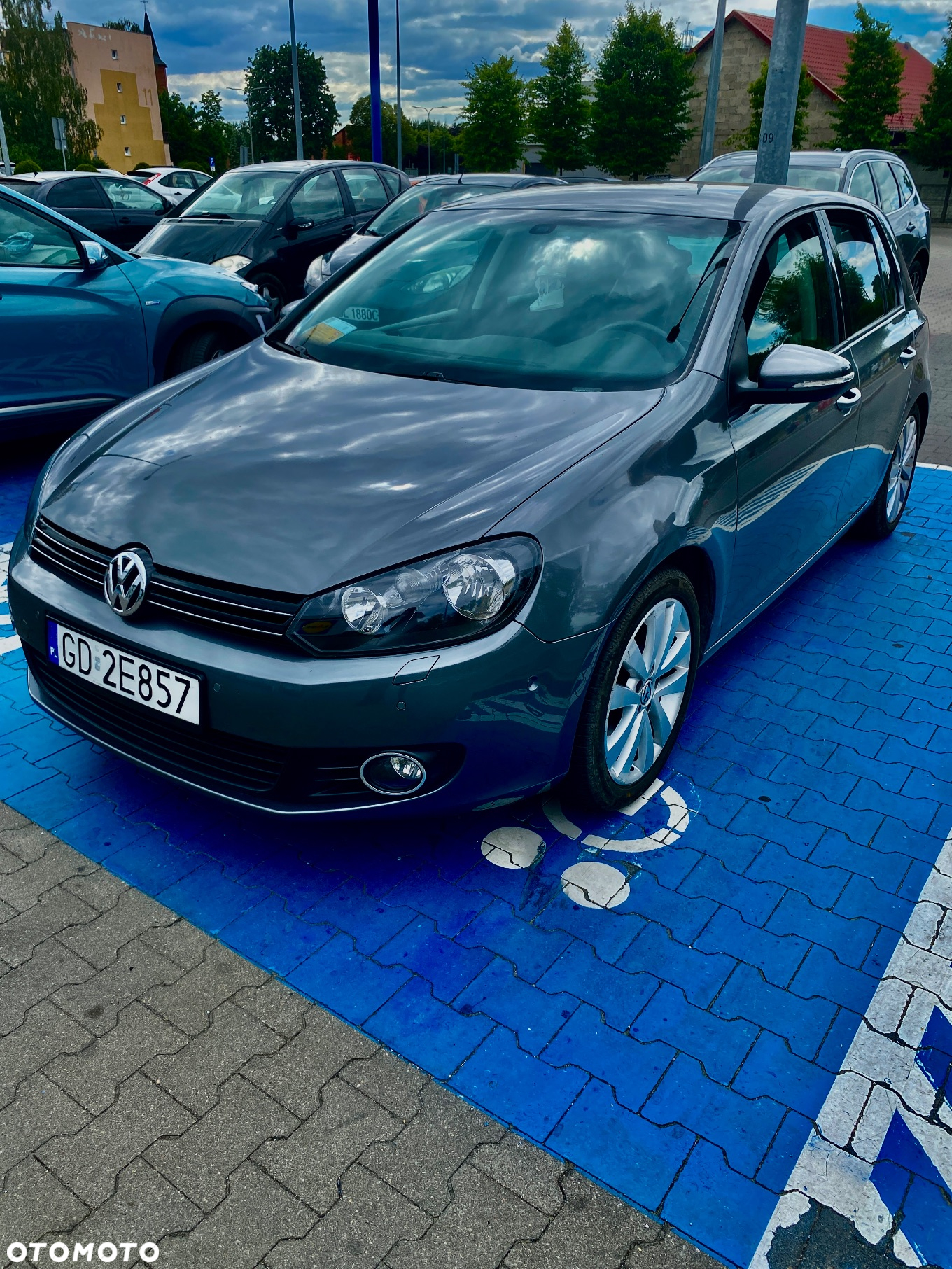 Volkswagen Golf 1.2 TSI DSG Team - 2