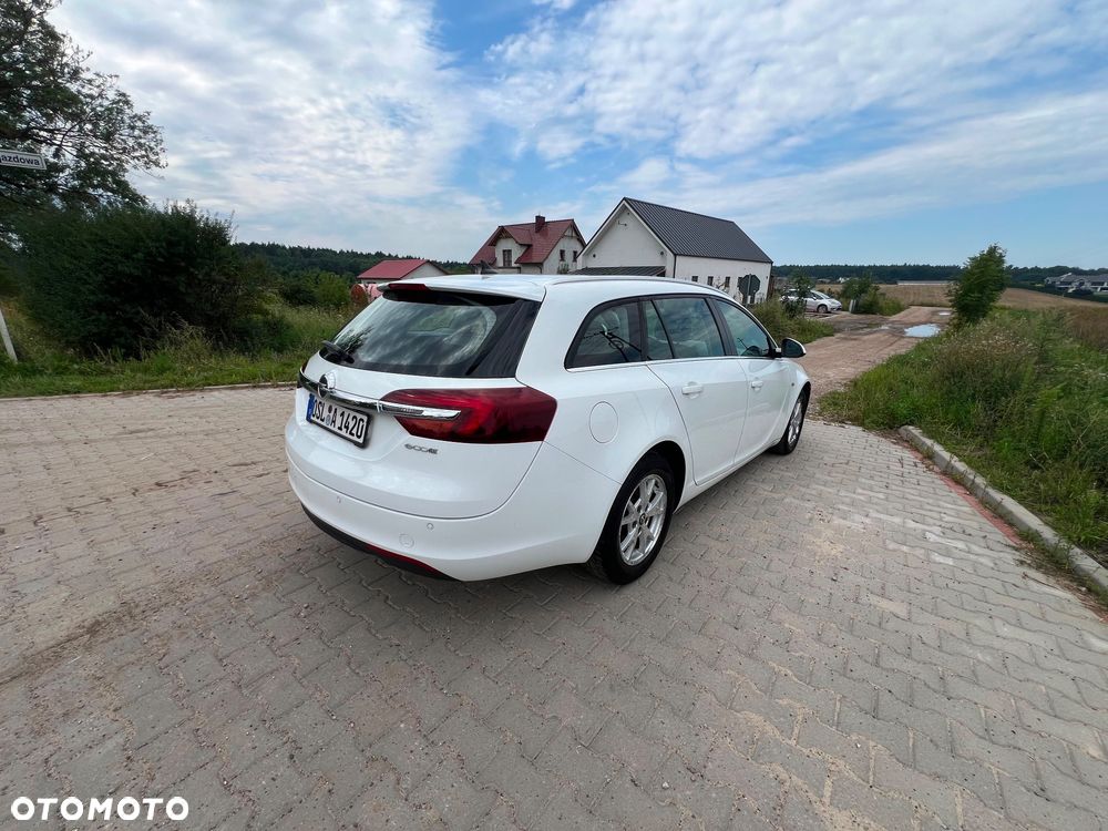 Opel Insignia - 15