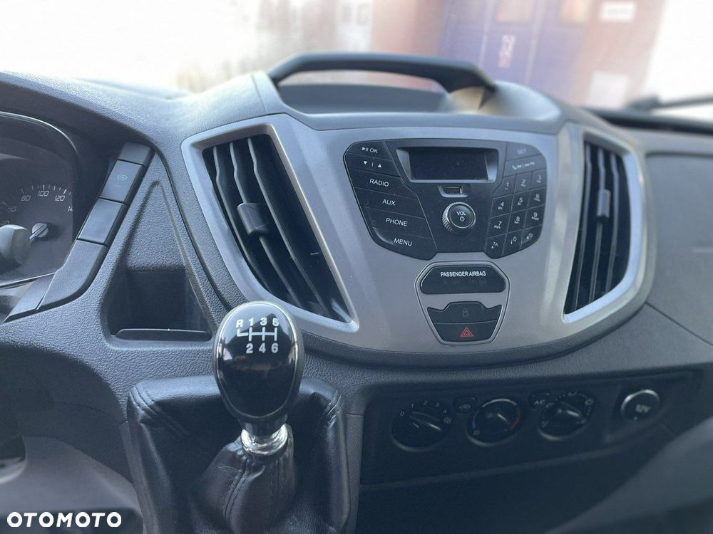 Ford Transit - 9