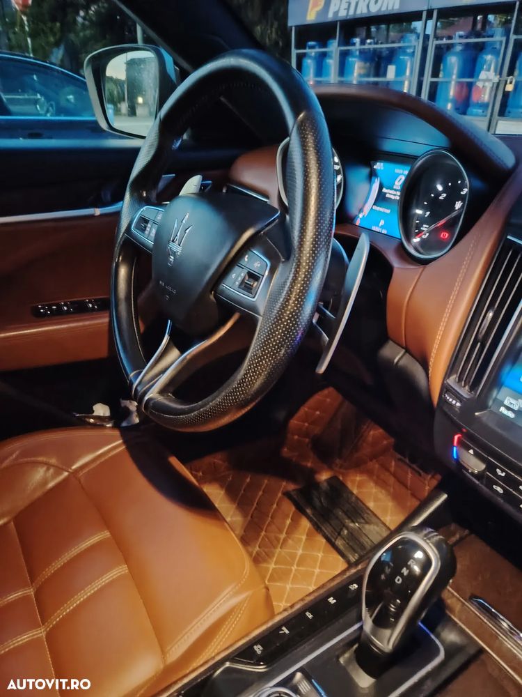 Maserati Levante Q4 - 16