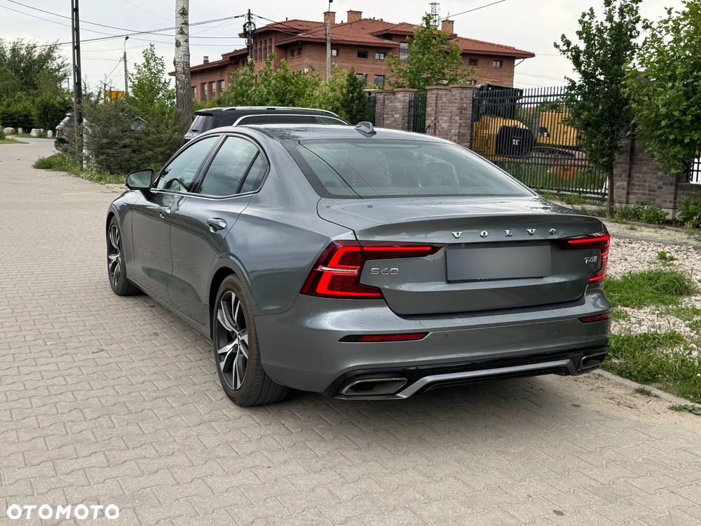 Volvo S60 T4 R-Design First Edition - 5