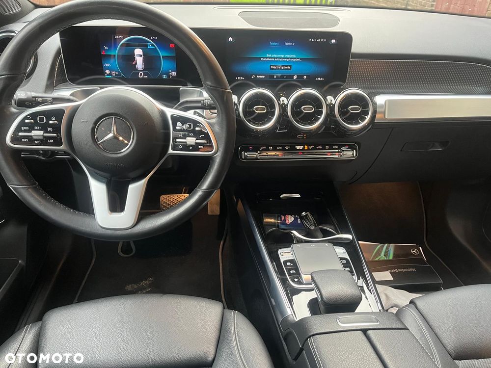 Mercedes-Benz GLB 200 d 8G-DCT Progressive - 12