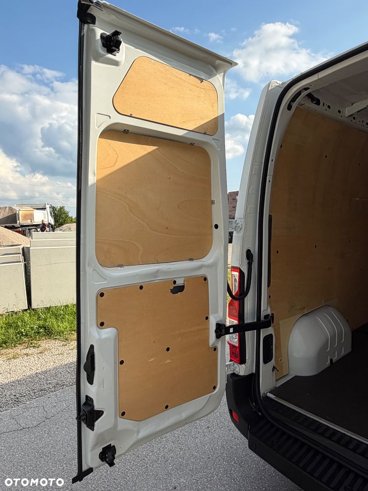 Renault Master - 21