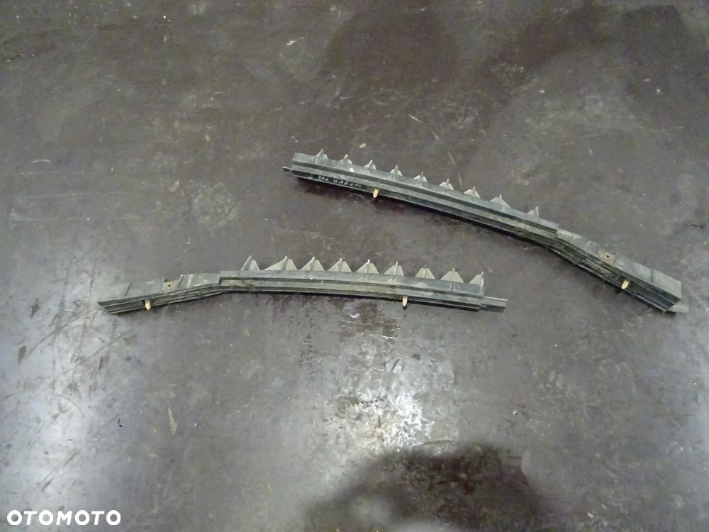 SKODA SUPERB I 01-05 2.8 V6 ŚLIZG ZDERZAKA TYŁ ŚRODKOWY - 5