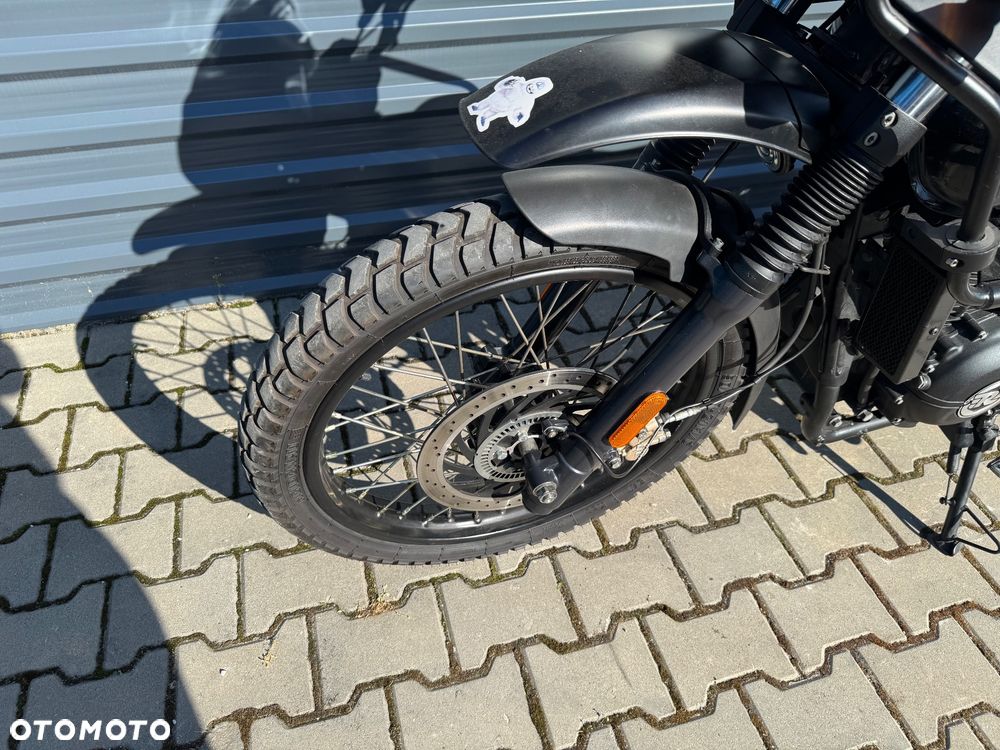 Royal Enfield Himalayan - 17